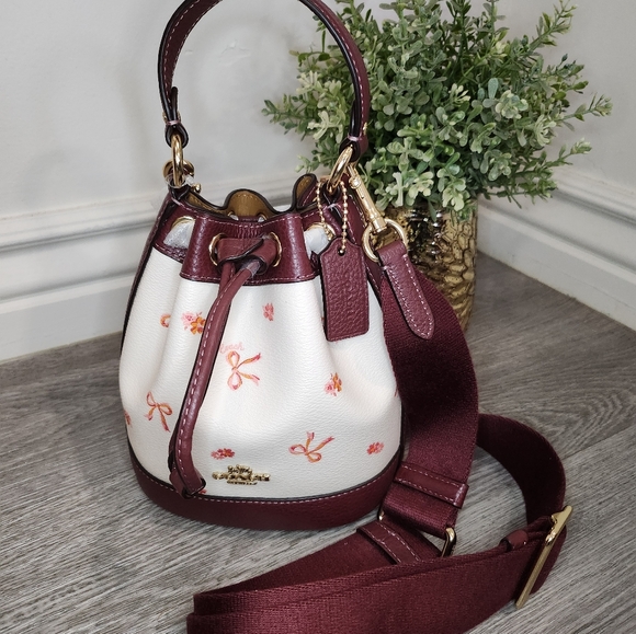 Coach Crossbody Bucket Bag - Picture 4 of 10